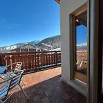 Tasteful With Balcony