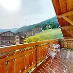 Tasteful With Balcony